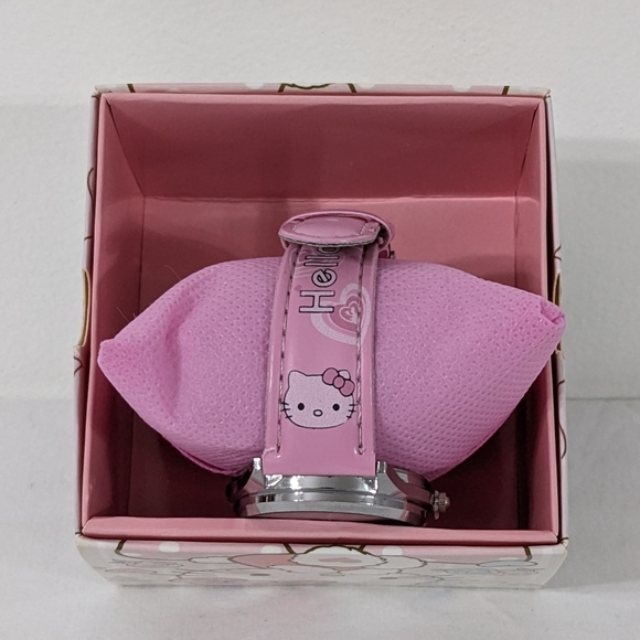 Hello Kitty Watch, New In Box - Picture 5 of 8